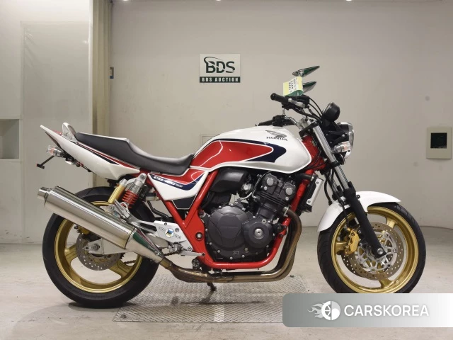 Проданный Honda CB400SF 2011 из Японии