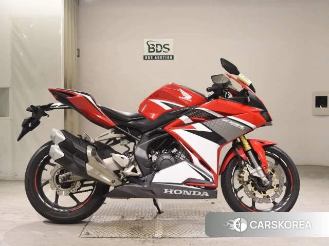 Проданный Honda CBR250RR ABS 2017 из Японии