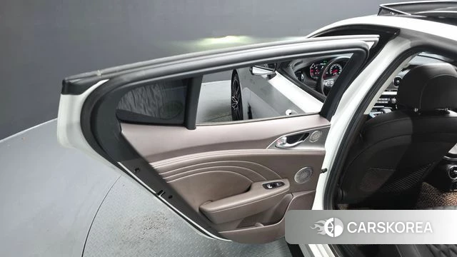Kia Stinger Meister id 4676188 из Кореи 17