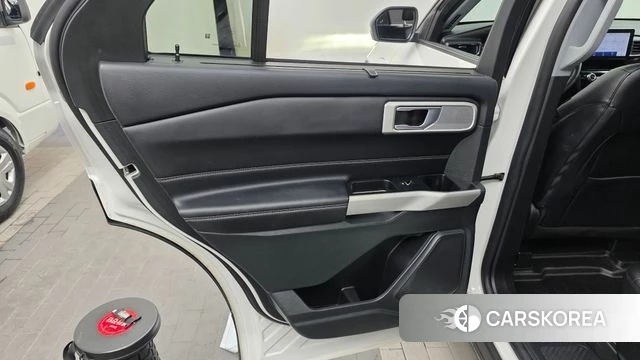 Ford Explorer 6th Generation id 4423304 из Кореи 17