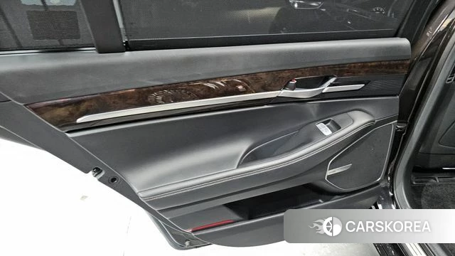 Genesis G90 id 4285563 из Кореи 17