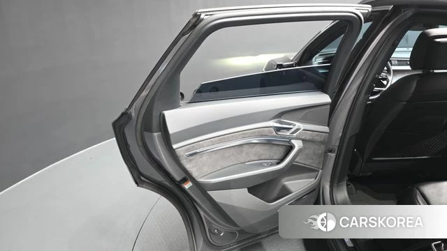 Audi e-Tron id 4619851 из Кореи 17
