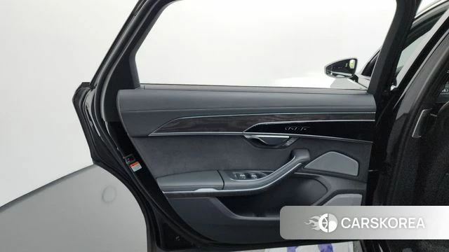 Audi A8 (D5) id 4591510 из Кореи 17