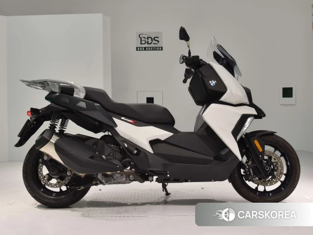 Проданный BMW C400X 2019 из Японии