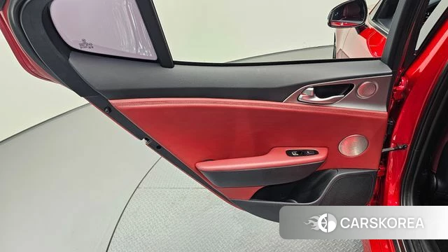 Kia Stinger id 4351192 из Кореи 17