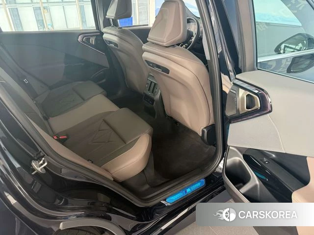 BMW X3 id 4365984 из Китая 17