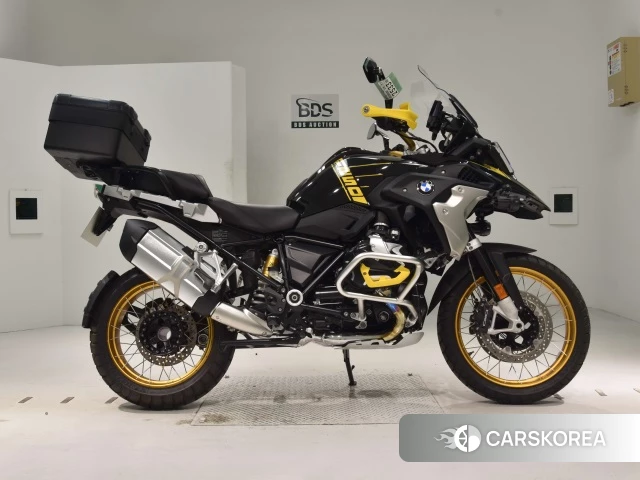Проданный BMW R1250GS 2021 из Японии