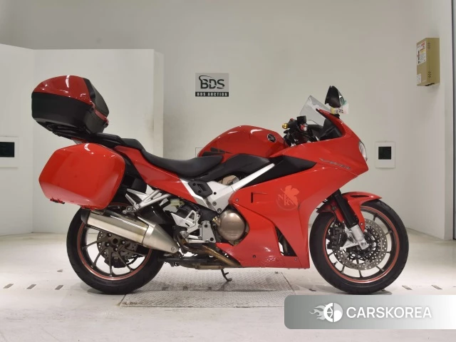 Проданный Honda VFR800F 2015 из Японии