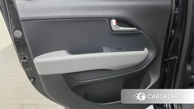 Kia The New Kia Ray id 4630446 из Кореи 17