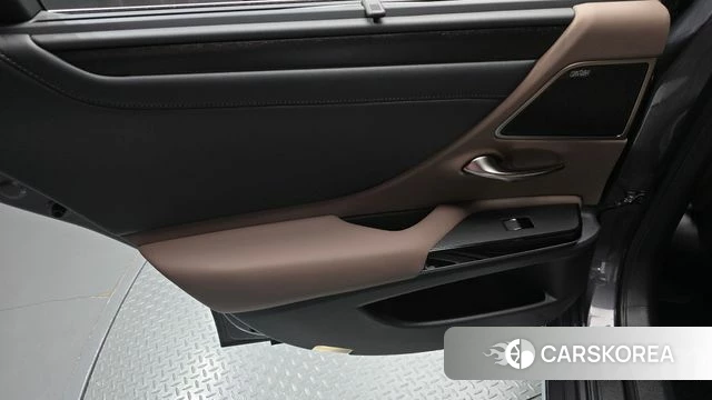 Lexus ES300h 7th generation id 4578563 из Кореи 17