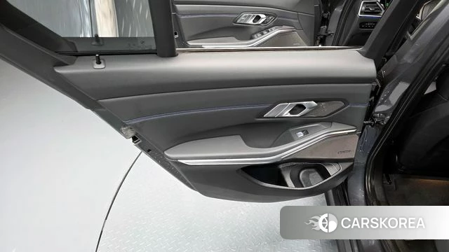 BMW 3 Series (G20) id 4337982 из Кореи 17