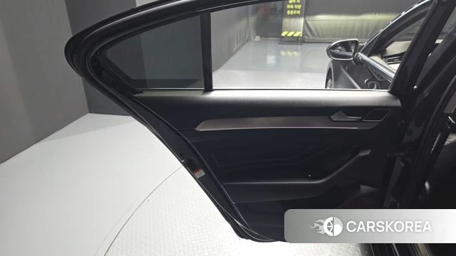 Volkswagen Passat GT (B8) id 4712376 из Кореи 17
