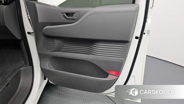 Hyundai Staria id 4336927 из Кореи 17