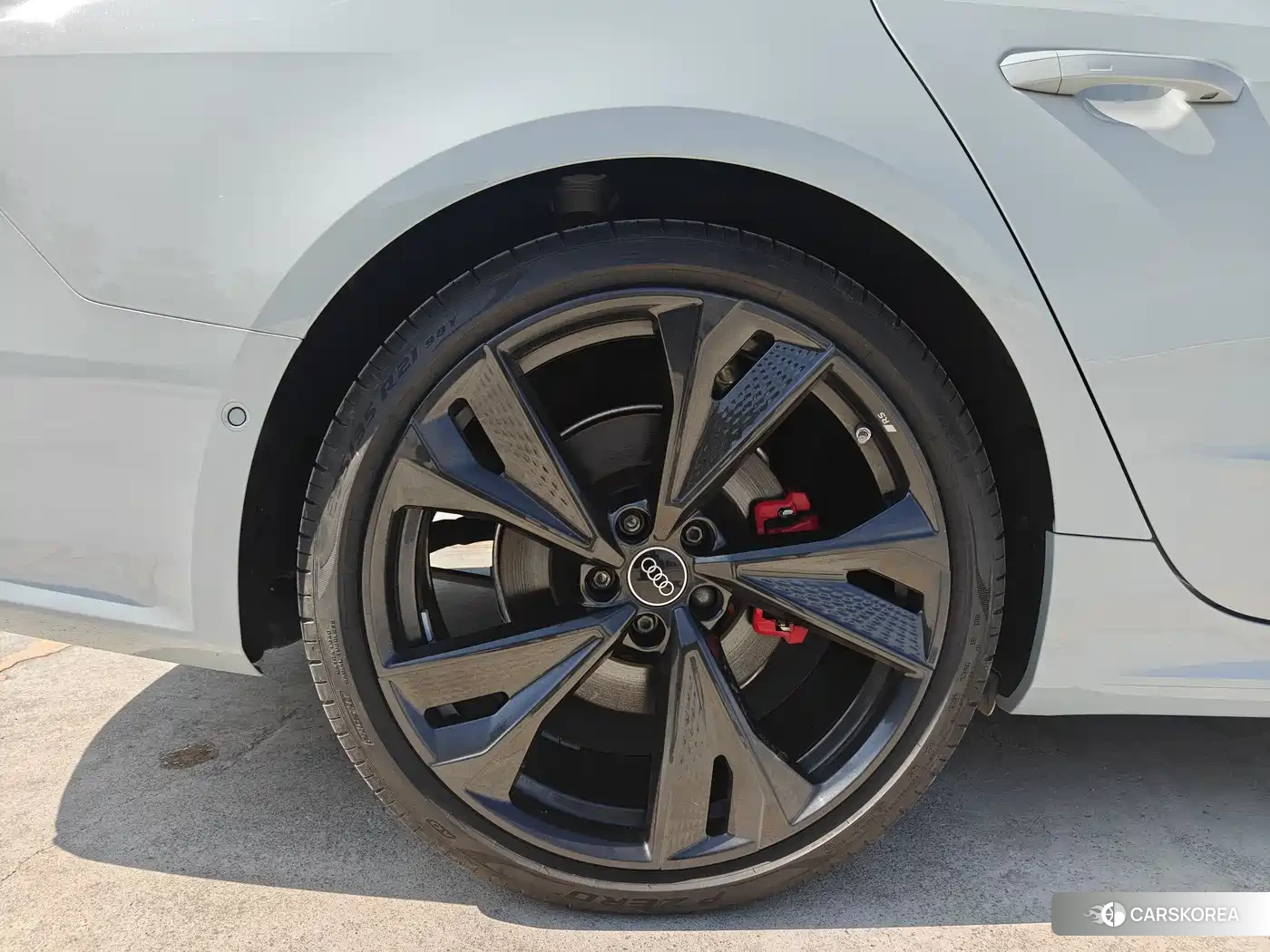 Audi A7L id 4655242 из Китая 17