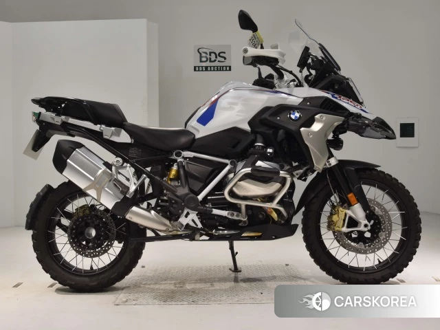Проданный BMW R1250GS 2021 из Японии