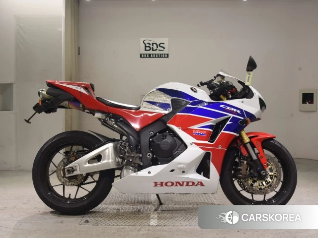 Проданный Honda CBR600RR ABS 2017 из Японии