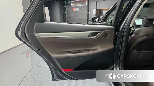 Hyundai The New Grandeur IG Hybrid id 4304231 из Кореи 17