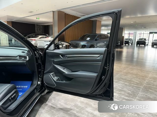 Honda Accord id 4276693 из Китая 17