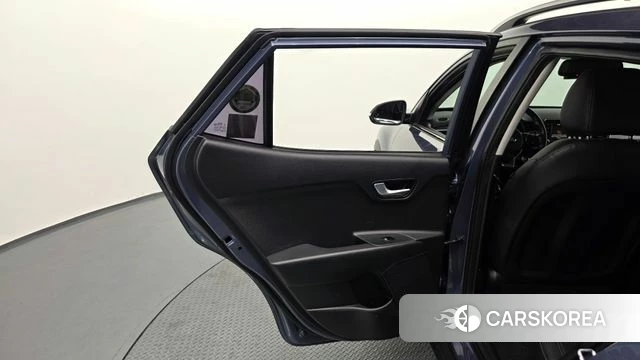 Kia Stonic id 4269176 из Кореи 17