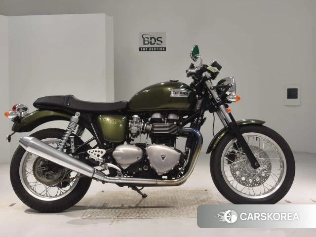 Проданный Triumph THRUXTON 2013 из Японии