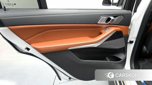 BMW X7 (G07) id 4202277 из Кореи 17