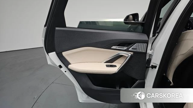 BMW iX1 (U11) id 4242834 из Кореи 17