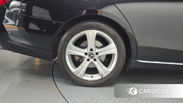 Mercedes-Benz E-Class W213 id 4605463 из Кореи 17