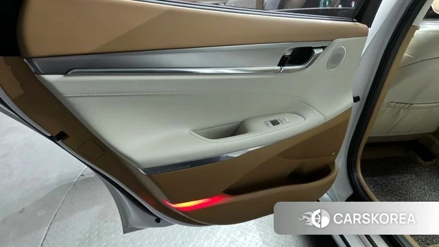 Hyundai The New Grandeur IG Hybrid id 4317657 из Кореи 17