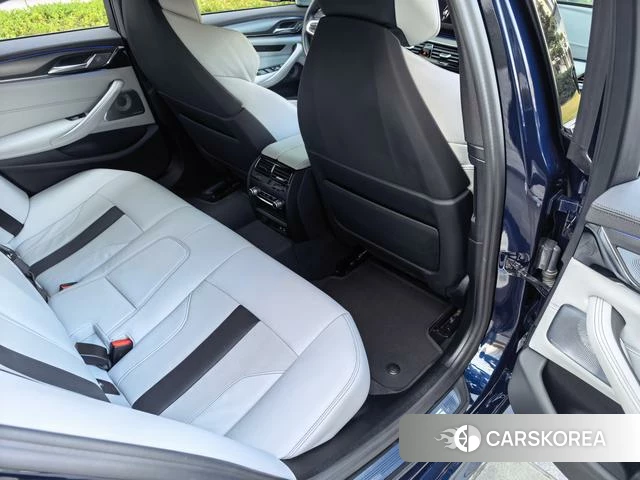 BMW M5 id 3908725 из Китая 17