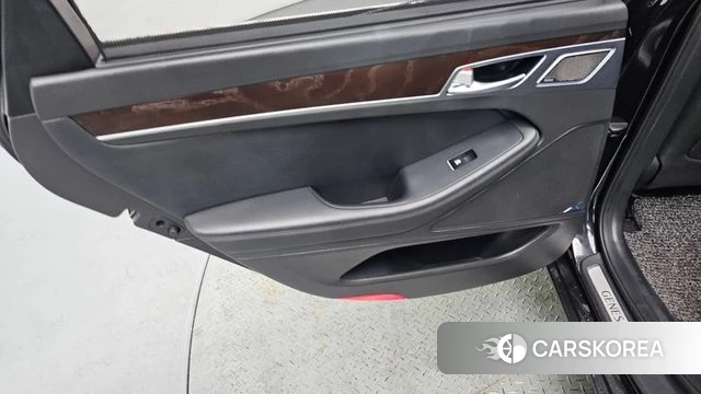 Genesis G80 id 4225656 из Кореи 17