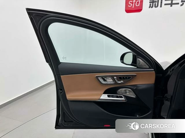 Mercedes-Benz E-class id 4313557 из Китая 17