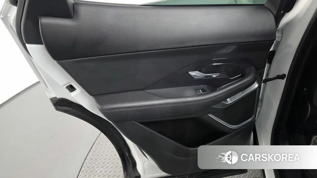 Jaguar E-PACE id 4836779 из Кореи 17