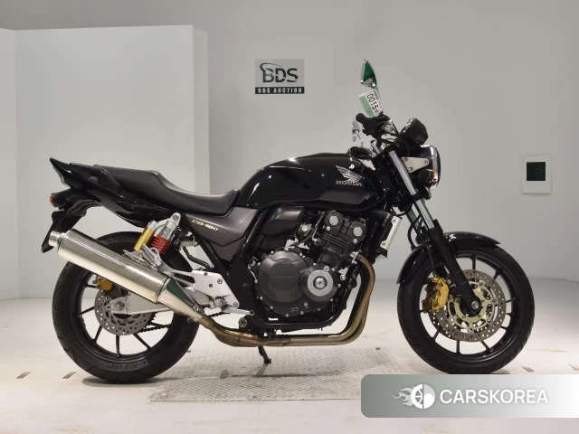 Проданный Honda CB400SF 2015 из Японии