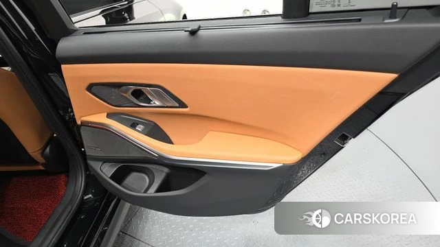 BMW 3 Series (G20) id 4354053 из Кореи 17