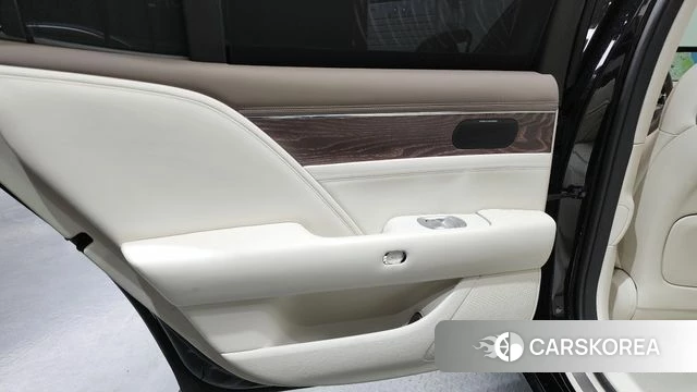 Genesis G90 (RS4) id 4323687 из Кореи 17