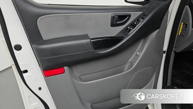 Hyundai The New Grand Starex id 4446854 из Кореи 17