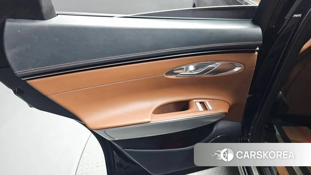 Genesis GV70 id 4580897 из Кореи 17