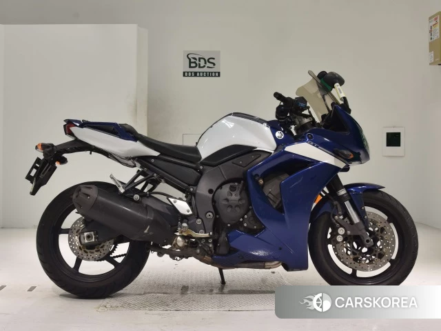 Проданный Yamaha FZ1 FEATHER GT 2012 из Японии