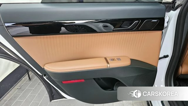 Hyundai Grandeur Hybrid (GN7) id 4194767 из Кореи 17