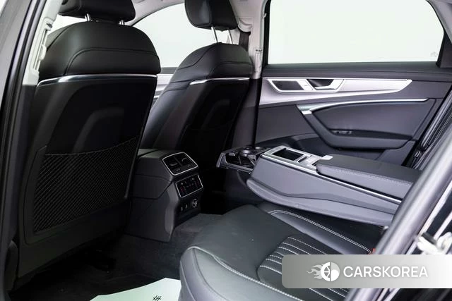 Audi A6L id 4301004 из Китая 17