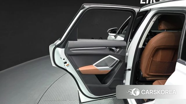 Audi Q3 (F3) id 4187710 из Кореи 17