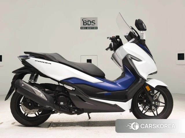 Проданный Honda FORZA 2018 из Японии, фото 2