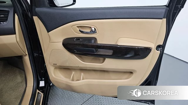 Kia The New Carnival id 4765560 из Кореи 17
