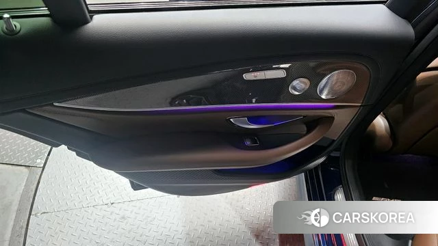Mercedes-Benz E-Class W213 id 4245658 из Кореи 17