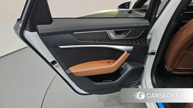 Audi A6 (C8) id 4542705 из Кореи 17