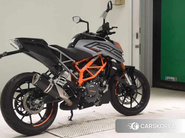 Проданный KTM 125 DUKE 2022 из Японии, фото 2