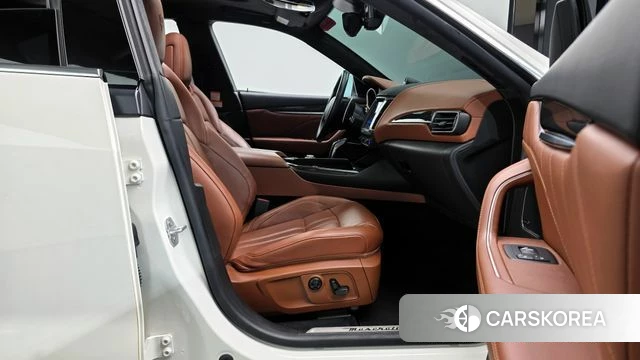 Maserati Levante id 4339406 из Кореи 18