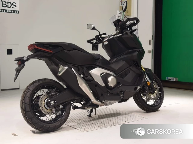 Проданный Honda X-ADV 750 2024 из Японии