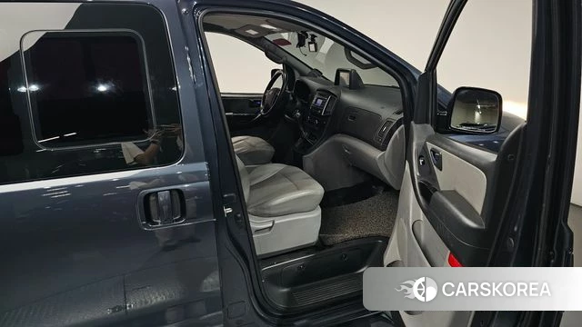 Hyundai The New Grand Starex id 4520782 из Кореи 18
