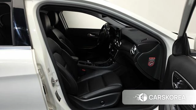 Mercedes-Benz GLA-Class X156 id 4363340 из Кореи 18
